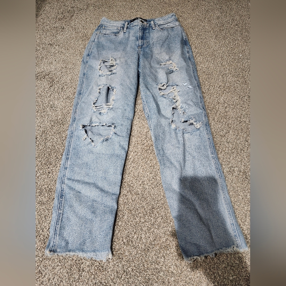 Hollister Curvy Ultra High Rise Mom Jeans Light Blue Distressed Straight-Leg 9R
